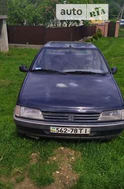 Седан Peugeot 405 1989 в Черновцах