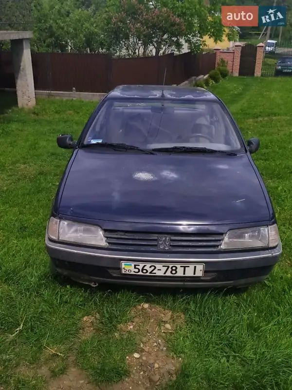 Peugeot 405