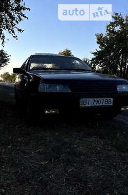 Седан Peugeot 405 1987 в Миргороде