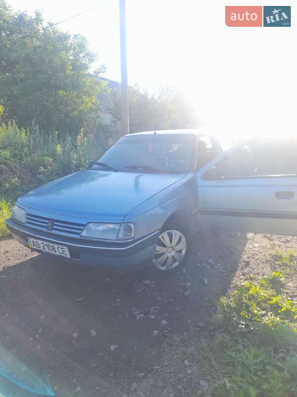 Седан Peugeot 405 1987 в Погребище