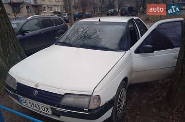 Седан Peugeot 405 1990 в Новомосковске