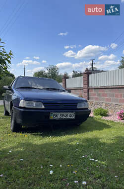 Універсал Peugeot 405 1990 в 