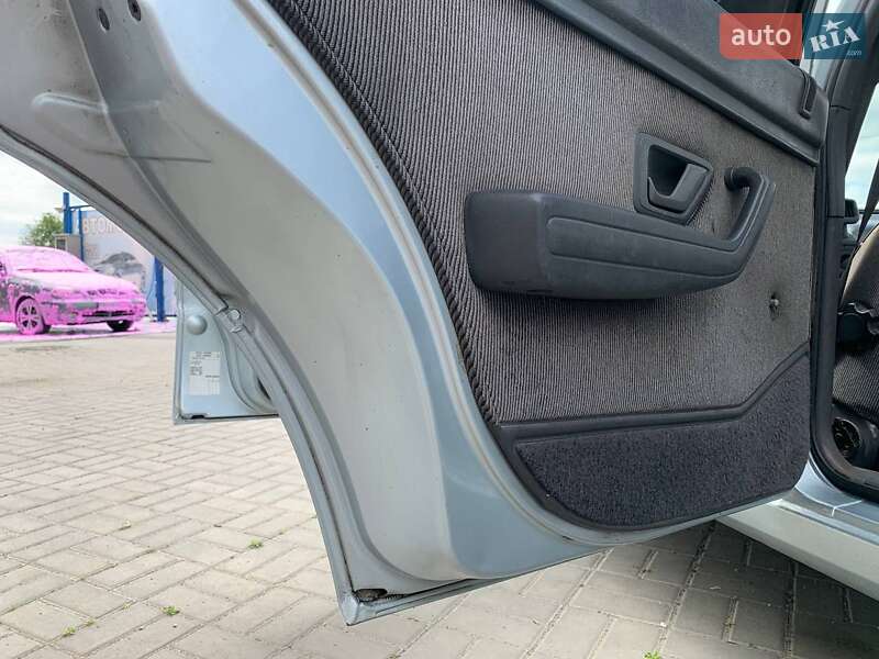 Седан Peugeot 405 1989 в Запоріжжі