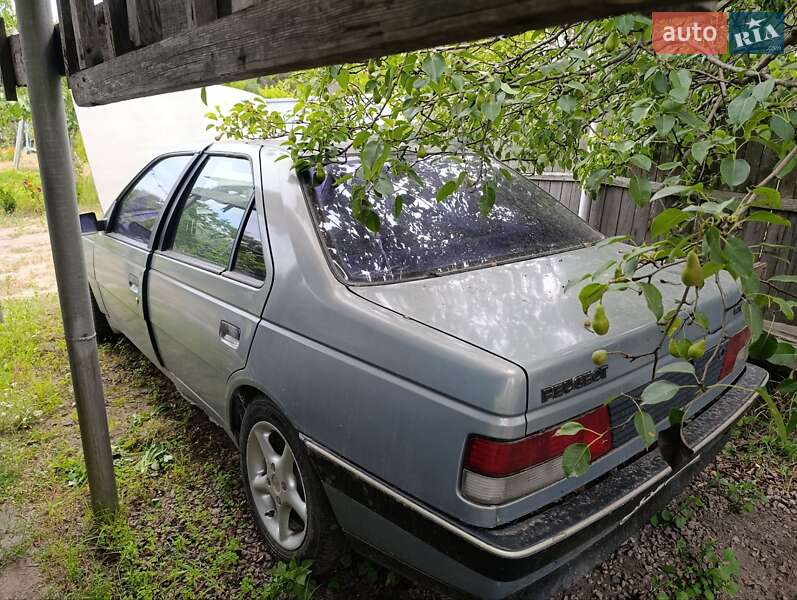 Седан Peugeot 405 1989 в Василькові