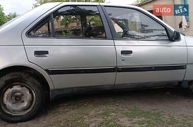 Седан Peugeot 405 1989 в Остроге