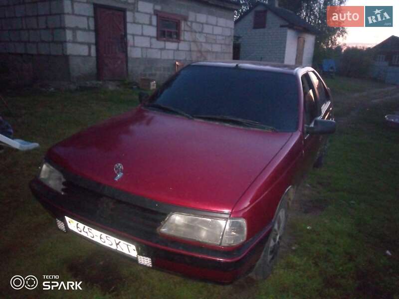 Седан Peugeot 405 1992 в Дубровице