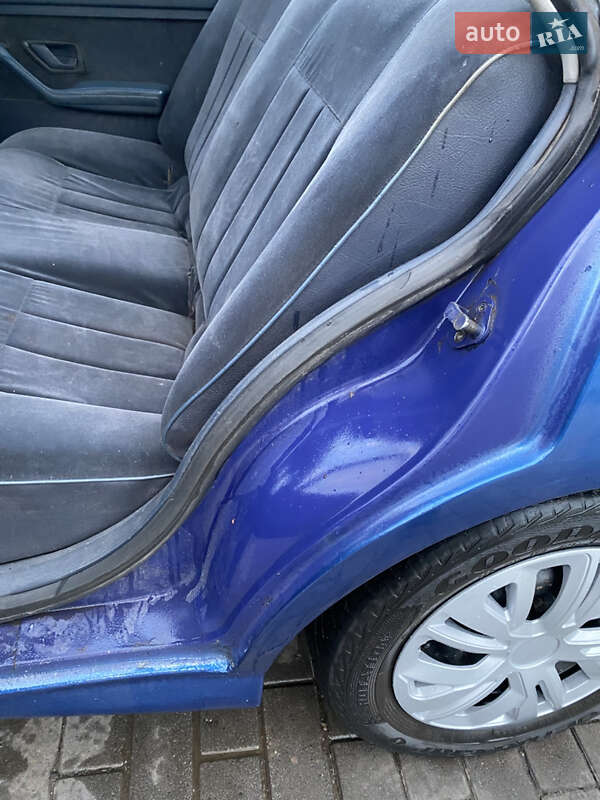 Седан Peugeot 405 1989 в Кривому Розі