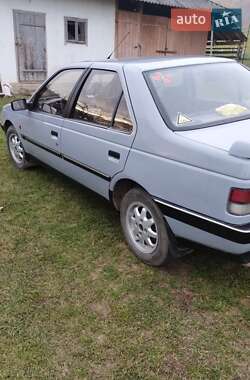 Седан Peugeot 405 1989 в Снятине