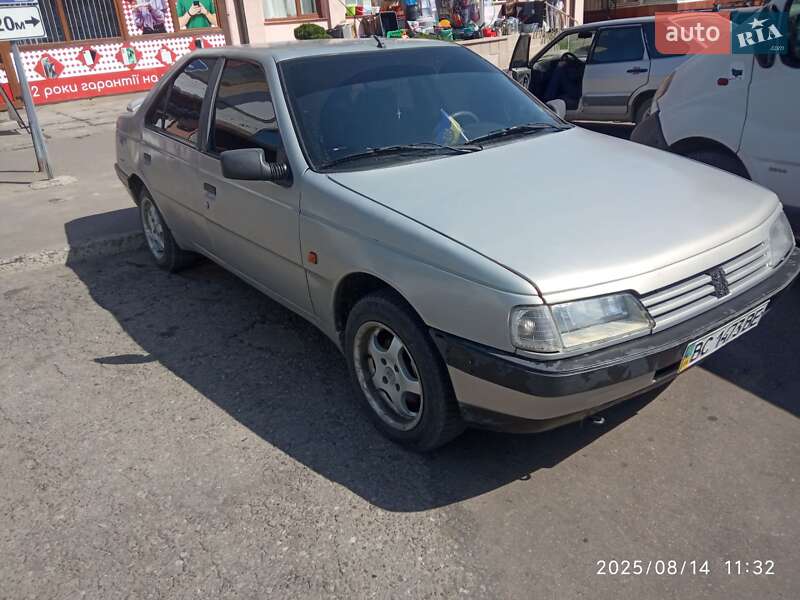 Седан Peugeot 405 1989 в Мостиске