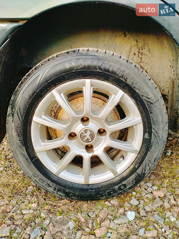 Седан Peugeot 405 1993 в Боярке