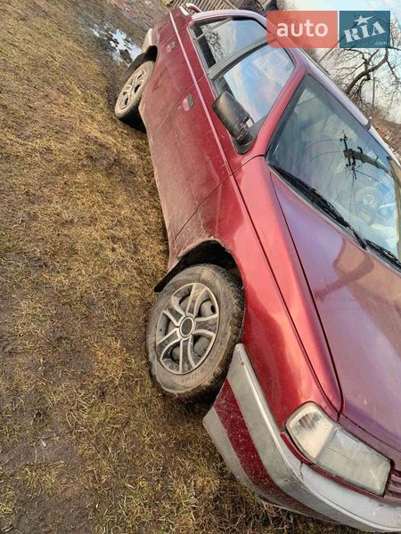 Седан Peugeot 405 1988 в Шепетовке
