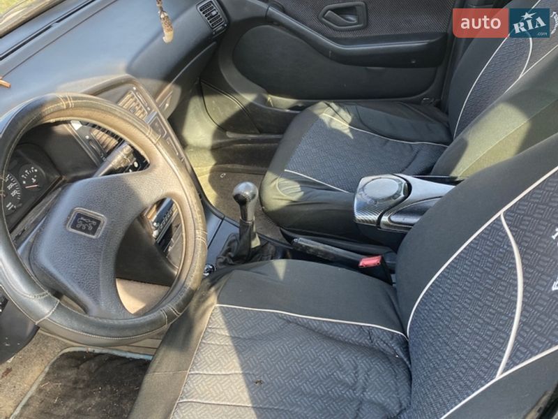 Седан Peugeot 405 1993 в Боярке