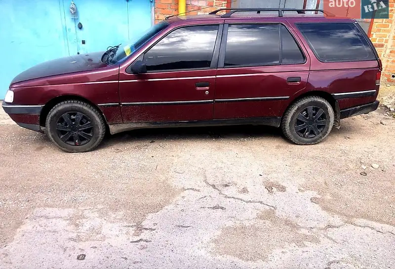 Peugeot 405