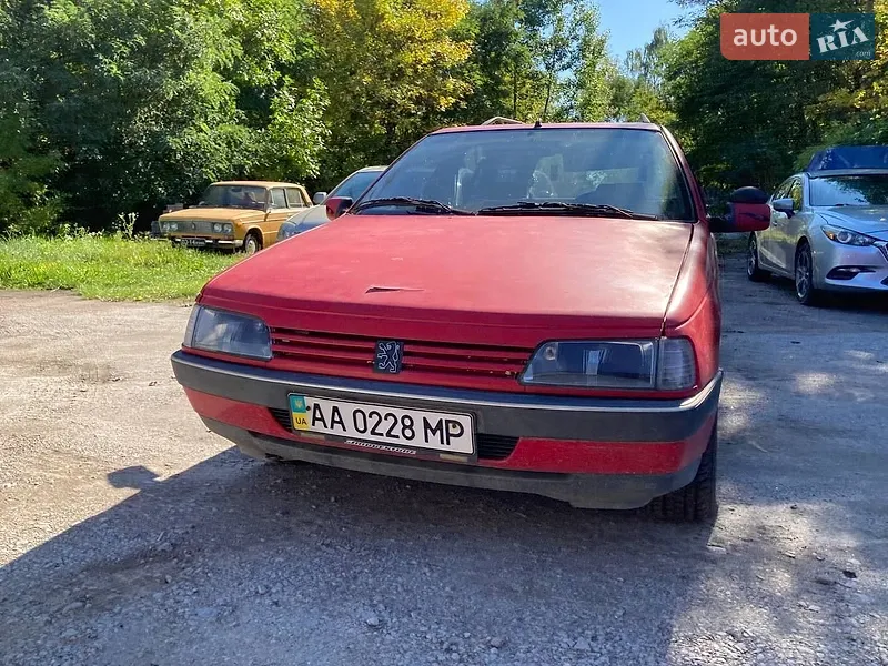 Peugeot 405