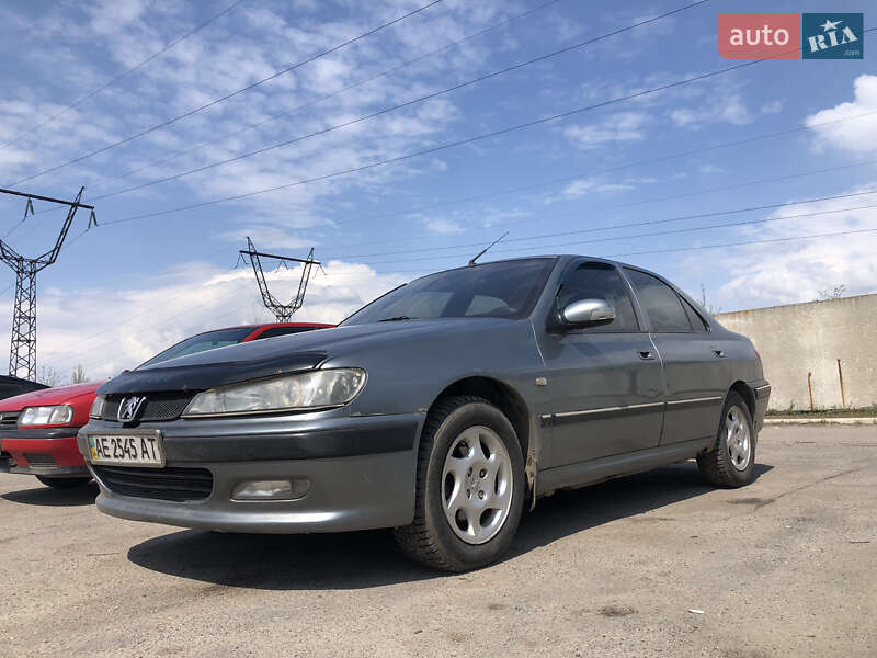 Седан Peugeot 406 2002 в Покровске