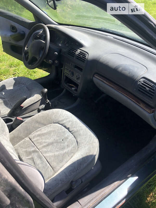 Peugeot 406 1996