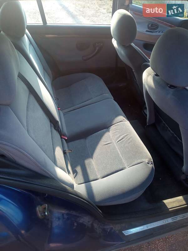 Универсал Peugeot 406 2002 в Нововолынске