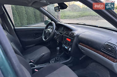 Седан Peugeot 406 2002 в 