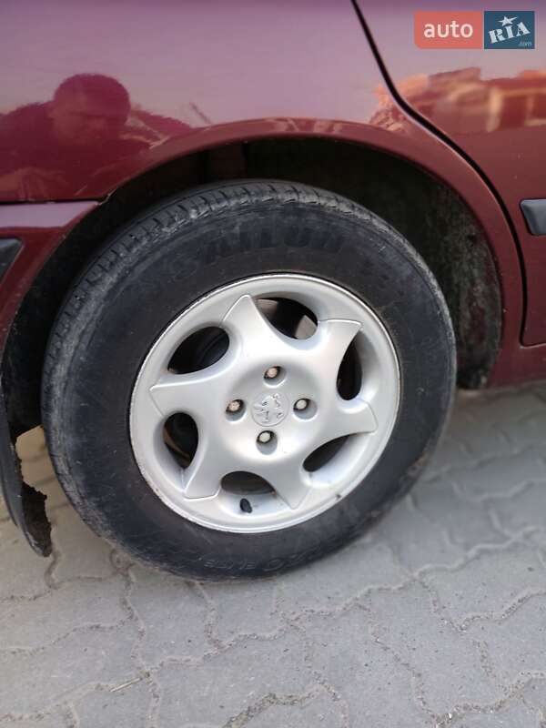 Універсал Peugeot 406 1999 в Золочеві