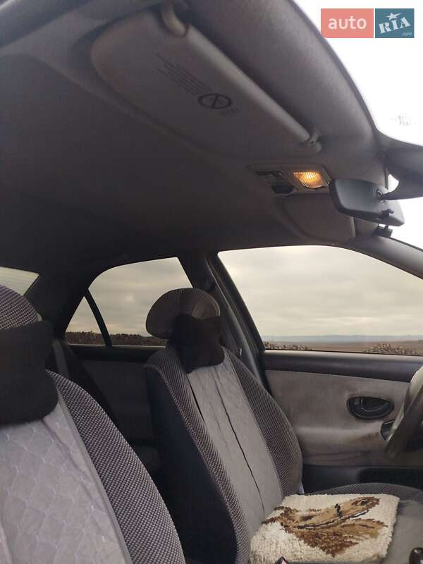 Седан Peugeot 406 1999 в Бродах