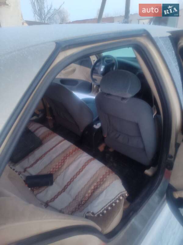 Седан Peugeot 406 1997 в Овручі