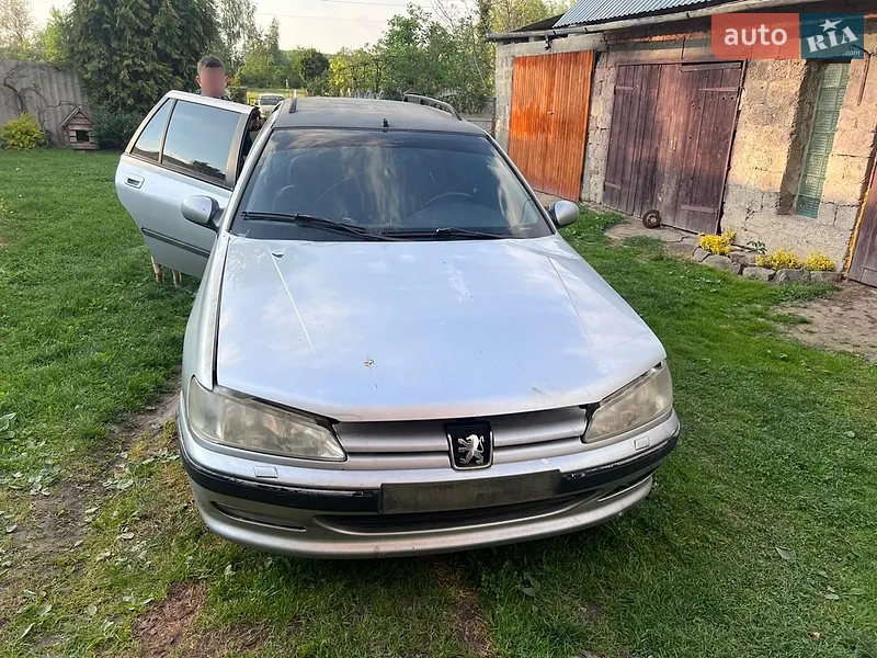Peugeot 406