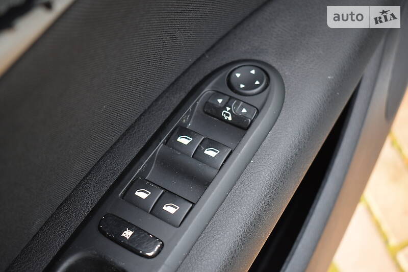 Універсал Peugeot 407 2010 в Луцьку