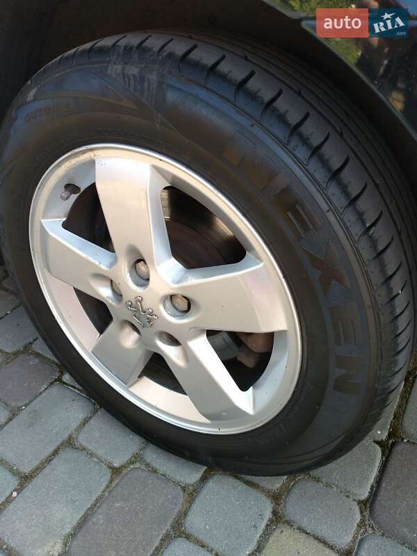 Седан Peugeot 407 2008 в Луцьку фото 7 Седан Peugeot 407 2008 в Луцьку