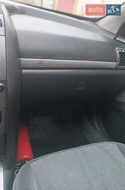 Седан Peugeot 407 2004 в Івано-Франківську