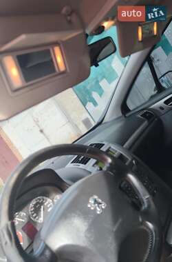 Седан Peugeot 407 2004 в Івано-Франківську