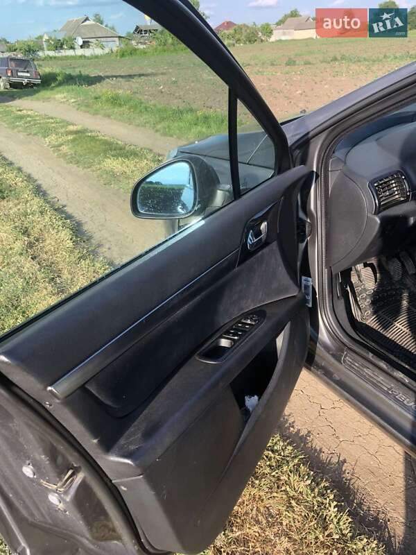 Універсал Peugeot 407 2009 в Кельменцях