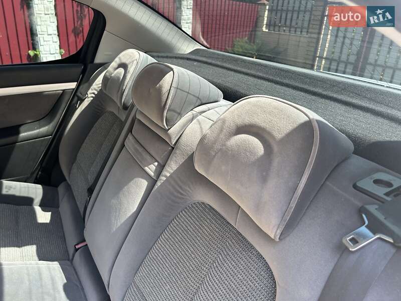 Седан Peugeot 407 2006 в Стрию