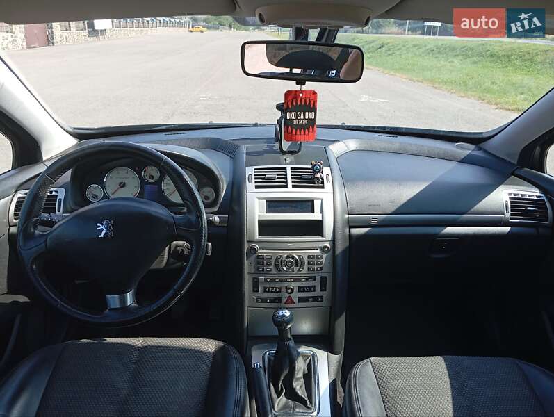 Седан Peugeot 407 2008 в Клевани