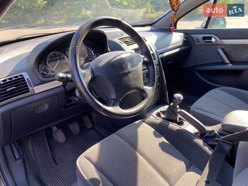 Седан Peugeot 407 2005 в Хороле