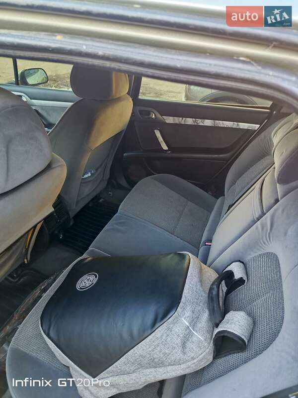 Универсал Peugeot 407 2005 в Коростене