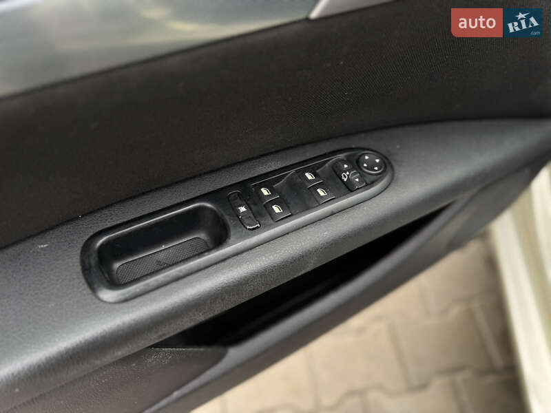 Седан Peugeot 407 2006 в Звягеле