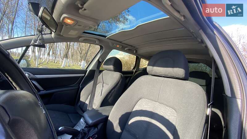 Универсал Peugeot 407 2006 в Толстом