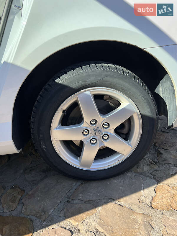 Седан Peugeot 407 2010 в Тернополе