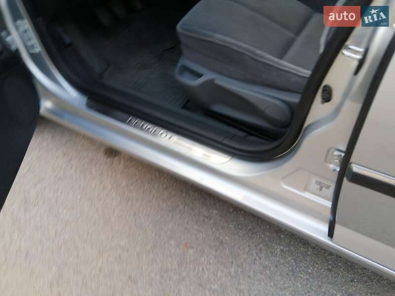Седан Peugeot 407 2005 в Запорожье