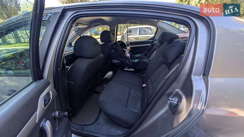 Седан Peugeot 407 2007 в Києві