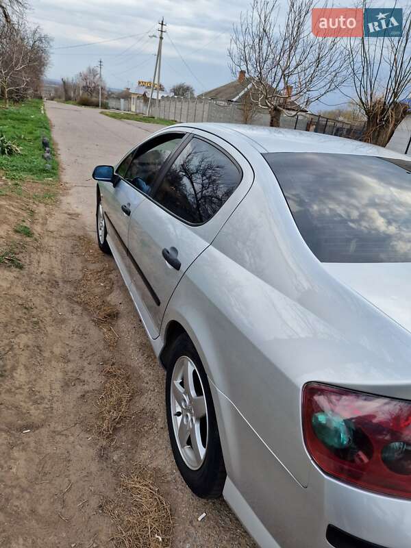 Peugeot 407 2004 Peugeot 407 2004