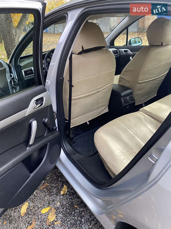 Седан Peugeot 407 2008 в Кривом Роге
