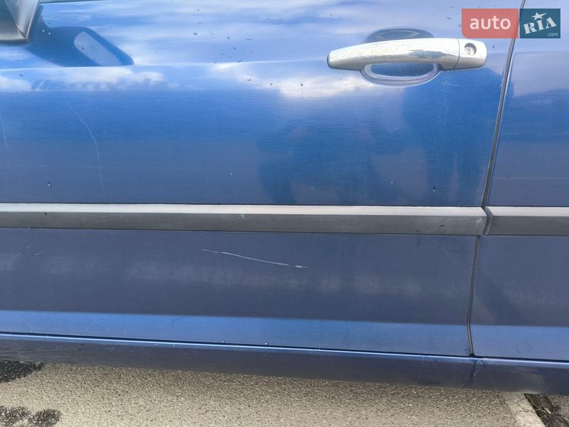 Седан Peugeot 407 2004 в Киеве