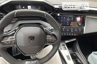 Седан Peugeot 408 2023 в 