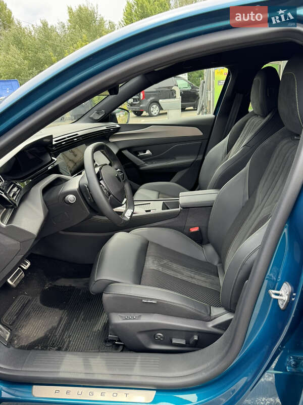 Лифтбек Peugeot 408 2023 в Киеве