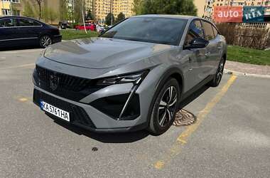 Лифтбек Peugeot 408 2024 в 