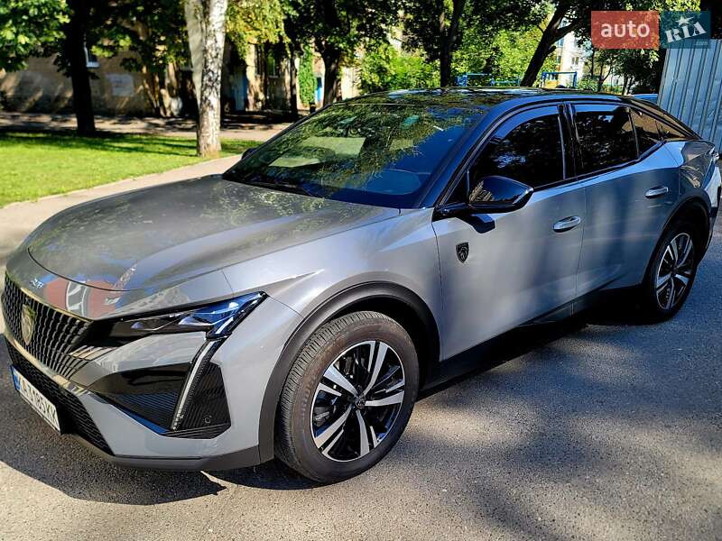 Peugeot 408 2023