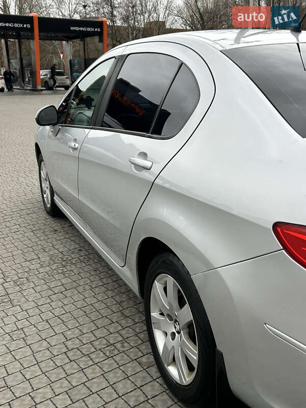 Седан Peugeot 408 2013 в Полтаві