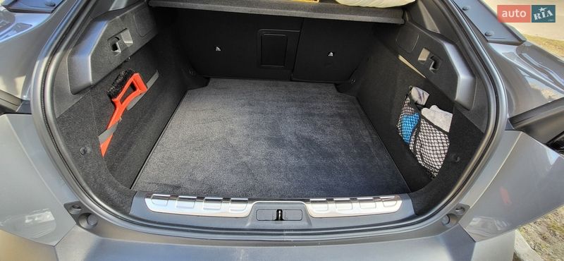 Лифтбек Peugeot 408 2023 в Львове