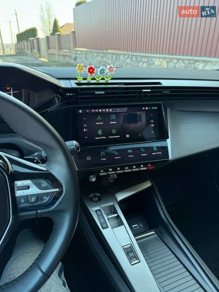 Лифтбек Peugeot 408 2023 в Умани
